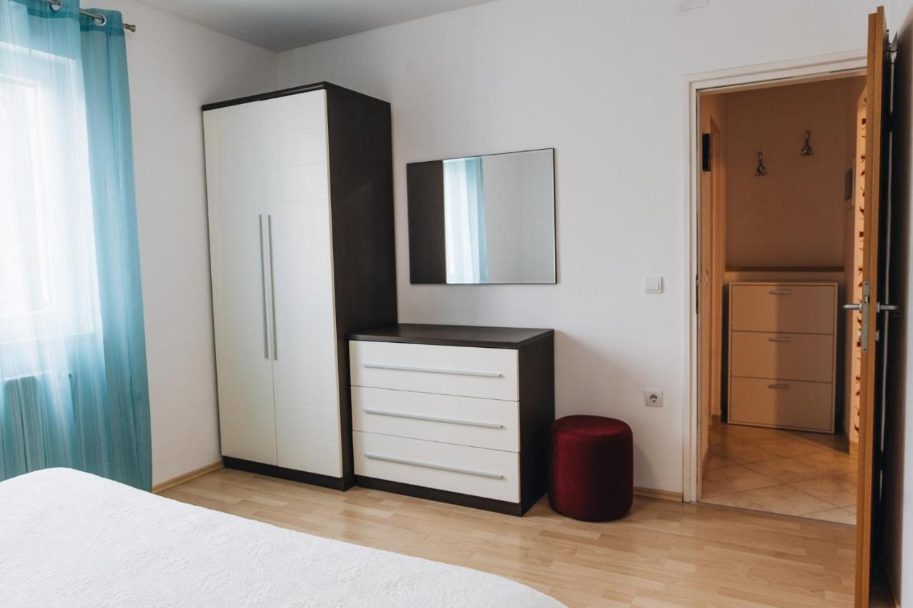 Stay In The Heart Of Porec - 50M To The Beach Kültér fotó